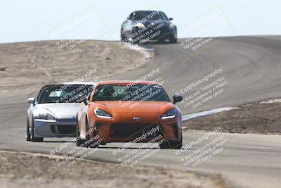 media/Oct-18-2025-Speed Ventures (Sat) [[8b3b7cf525]]/Orange/Session 2 (Phil Hill)/